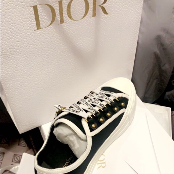 A Dior Sneaker for women. Size 36 which is a 5 - Picture 1 of 3